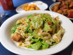 -伊带伊路新疆美食府(呼家楼店)