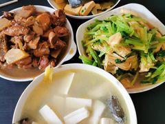 -鲸育宝宝月嫂(徐汇店)