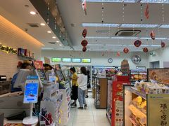 -全家便利店(杭州龙翔桥地铁站店)