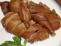 -赶海部落海鲜城(海阳路店)