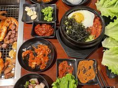 -肉甲韩国木炭烤肉(新壹街1店)