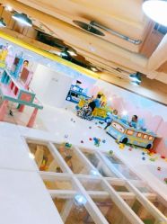 -多多淘儿童体验中心(重庆来福士店)