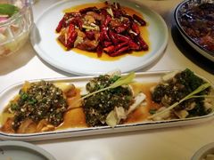 擂椒皮蛋茄子-院8里·小聚园老川菜(九眼桥店)