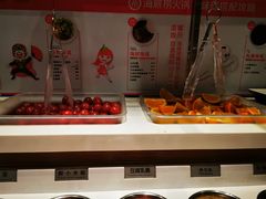 自助调料区-海底捞火锅鲜切牛肉主题店(长寿路店)