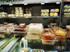-白玉兰食品(中山公园龙之梦店)