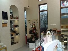 -六六奢品·vintage中古·回收二手奢侈品包包手表首饰(环球港店)