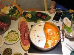 -椰子湾·海南火锅·糟粕醋·椰子鸡(正大广场店)