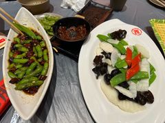 -肥肥虾庄·金牌油焖大虾(杨园滨江时代walk店)