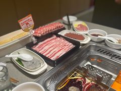 -海底捞火锅(曹安公路店)
