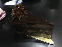 -Dough&Joe团憩(瑞虹天地月亮湾店)