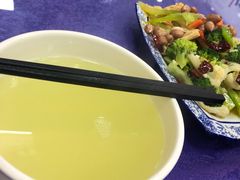 面汤-秦君宝手擀菠菜面(金花路店)