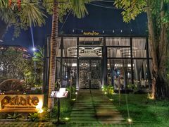 -Palate Angkor Restaurant & Bar