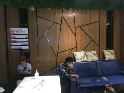 点击看大图 -震轩美容美发