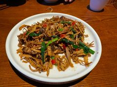 -唐师傅湘西名菜馆(武陵路店)