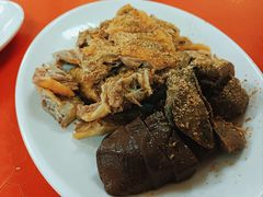 鸭肉拼鸭血-水东兴记鸭粥店(茂名店)