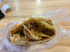 -老鼓楼麻辣烫夹馍