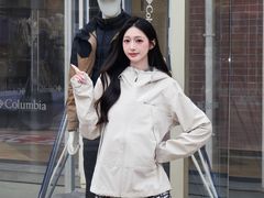 -王府井奥莱临潼小镇(临潼店)