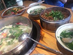 -大众跷脚牛肉馆·非遗传承单位(峨眉山店)