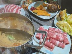 -金滏山烤肉·海鲜·火锅自助餐厅(襄阳万达店)