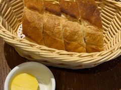 餐前法国面包及黄油-Entrecôte 法国牛扒馆(保利·时光里店)