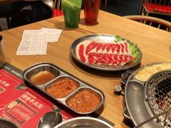 -青瓦炭韩潮烤肉(花园道店)