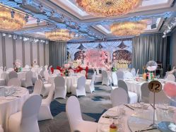 -曼格纳婚礼艺术中心(张江店)