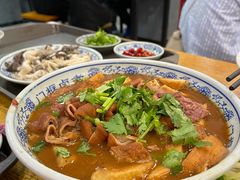 卤煮火烧-门框胡同百年卤煮(新街口店)