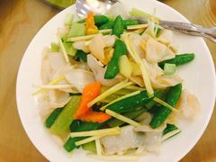 油泡象拔蚌-西贡渔港
