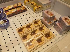 -好利来(上海长宁龙之梦店)