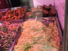 -老六素货(王顶堤店)