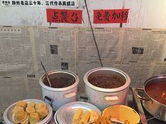 -柳州肥姨妈大骨螺蛳粉(东靖路店)