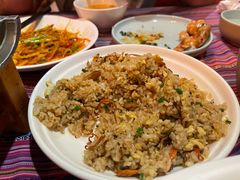 -香巴拉云南餐厅(华莱坞店)