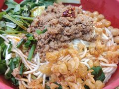 -爆炸头阿姨小四川正宗川味小吃(无任何分店)