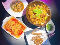 -西街夜油条·麻团包乌饭