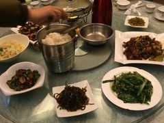 -唐师傅湘西名菜馆(武陵路店)