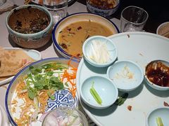 -额娘·现烙春饼烤鸭(太原总店)