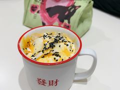 冰淇淋打蛋-堂屋糖水店(愚园店)