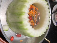 -得意咚瓜·顺德鱼生·冬瓜火锅(深圳首店)
