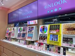 -4iNLOOK美瞳店(龙之梦购物中心虹口店)