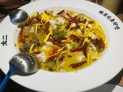-太二酸菜鱼(天鹅湖万达店)