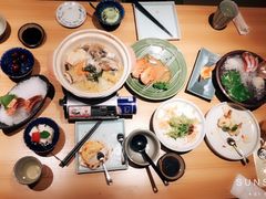 -花和海鲜自助(梅江店)
