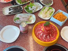 -四囍码头海鲜烧烤自助火锅(外滩南京东路悦荟广场店)