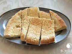 -马尔龙新疆饭店·清真(瑞景店)