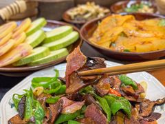 -阿山卓·野生菌火锅·纳西火塘烤肉