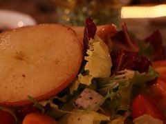 烤苹果大虾沙拉-鼓楼吃面·肉啃肉(南锣鼓巷店)