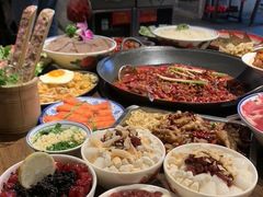 -萍姐火锅·公路夜市(武汉首店)