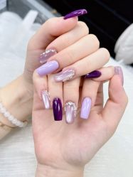 -芊屿芊浔美甲