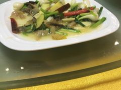 -口衣记鸡饭店