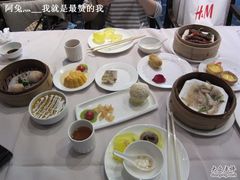 铺了一台子-御花园·粤菜·海鲜火锅(中山公园店)