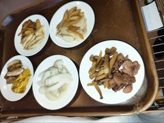 -天宜隆蘑菇宴火锅(石景山旗舰店)